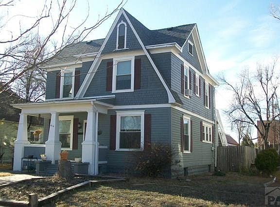 3rd image of 614 Cimarron Ave