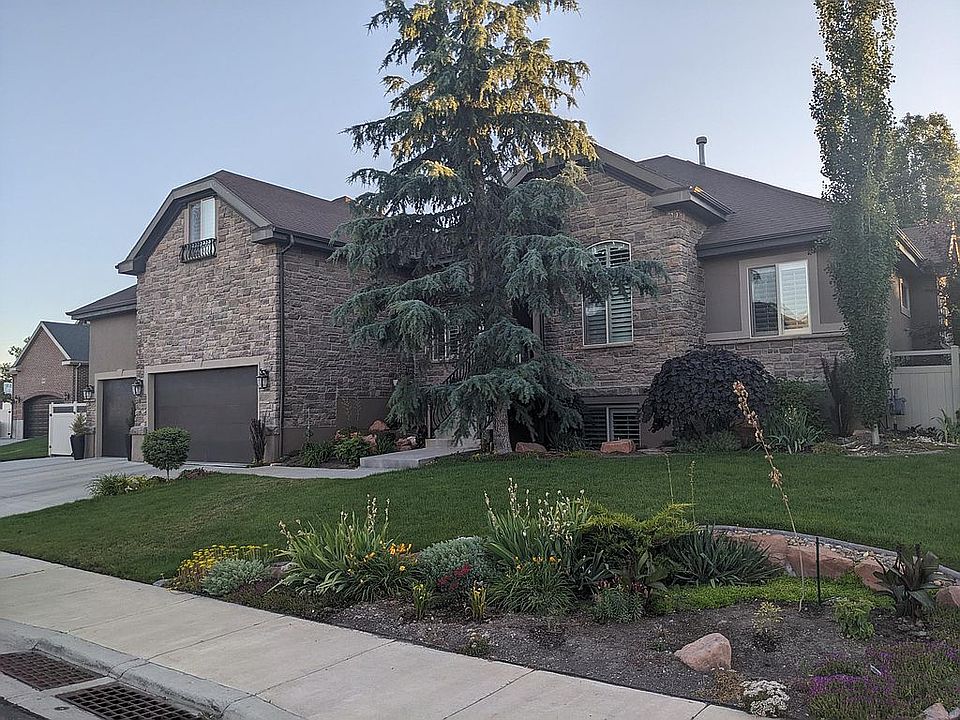 1st image of 11692 S Groves Meadow Cir