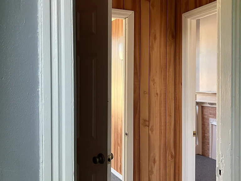 2238 Flora St — Photo 2
