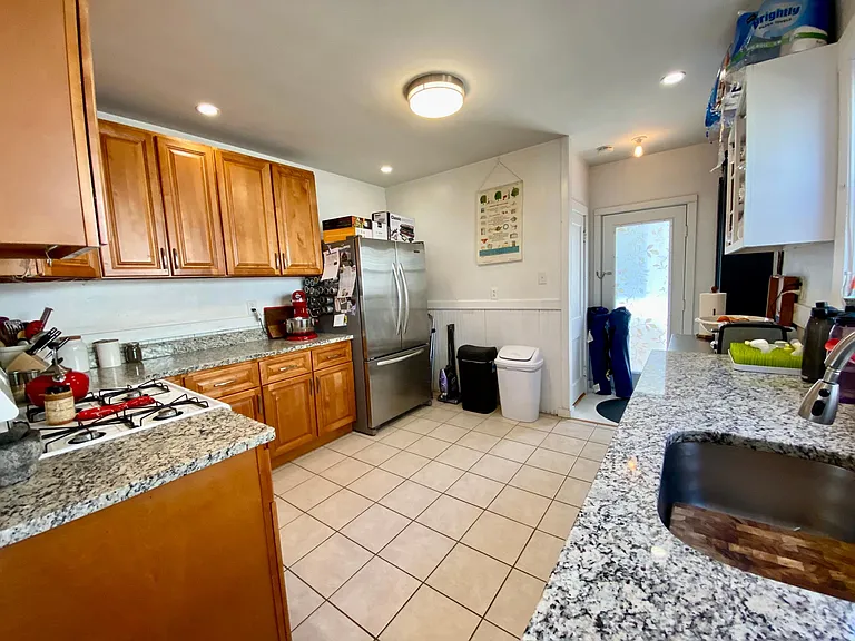 39 Westford St #1 — Photo 19