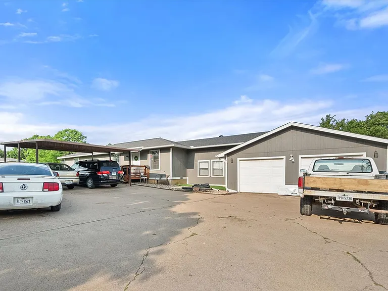5184 Teague Rd — Photo 3