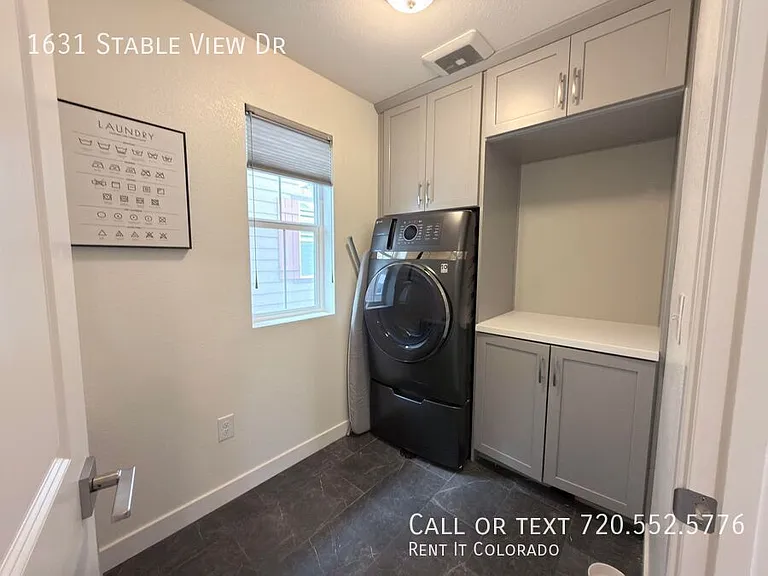 1631 Stable View Dr — Photo 9