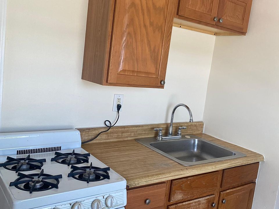 1st image of 64 Stewart Ave Floor 2