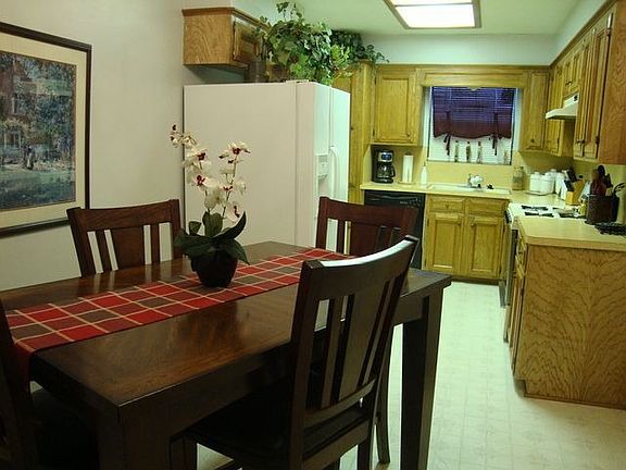 4th image of 4125 Kenwood Dr