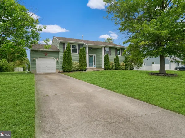 395 Greenwich St, Mickleton, NJ 08056