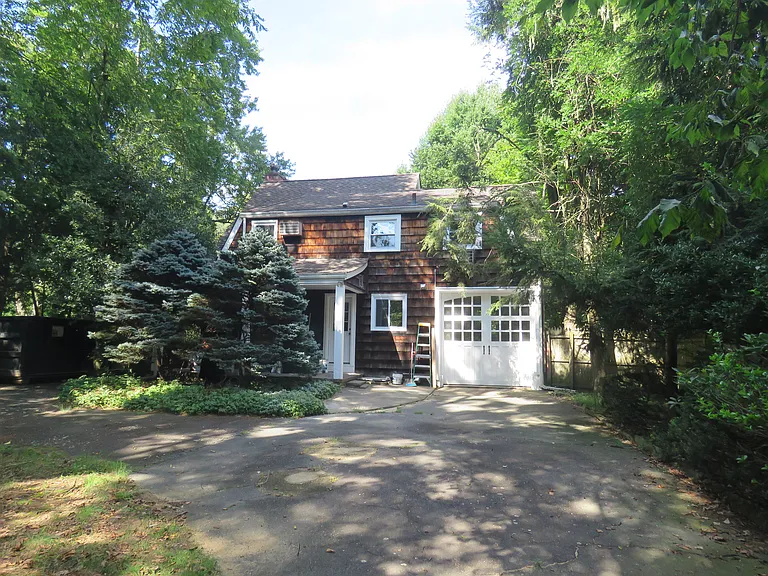 289 Hardenburgh Ave — Photo 35