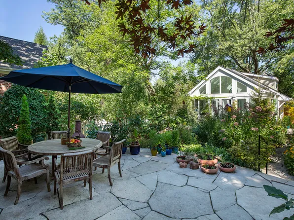 1409 Asbury Ave, Winnetka, IL 60093