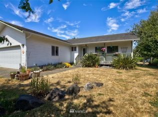 860 Willow Pl SW, Ocean Shores, WA 98569