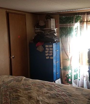 2nd image of 1030 SE 11th Trl