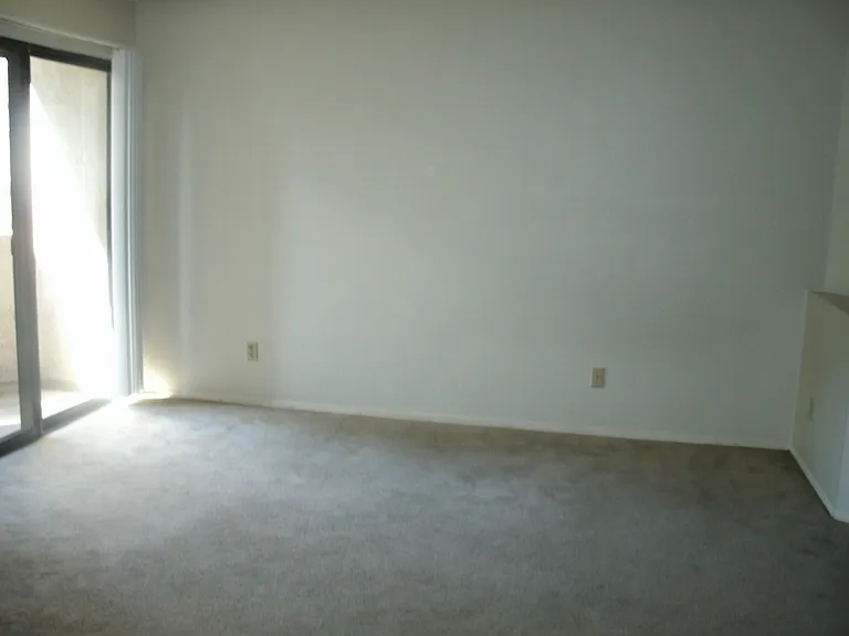 9730 Mesa Springs Way — Photo 5