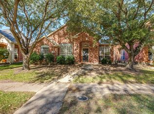 2818 Spanish Moss Trl, Frisco, TX 75033