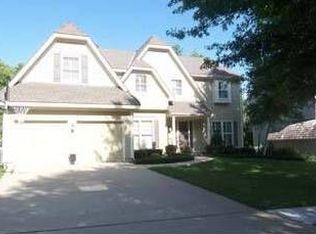 12421 Connell St, Overland Park, KS 66213