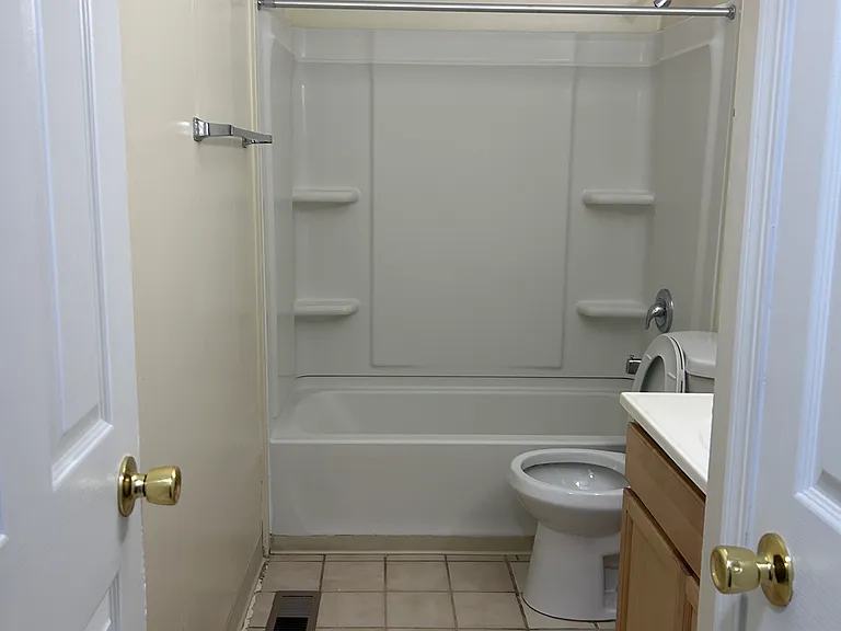 4783 Bradley Dr — Photo 7