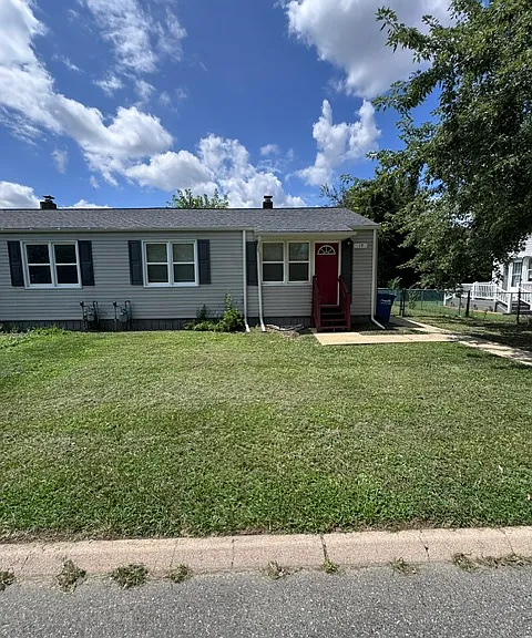 19 Liberty St — Photo 1