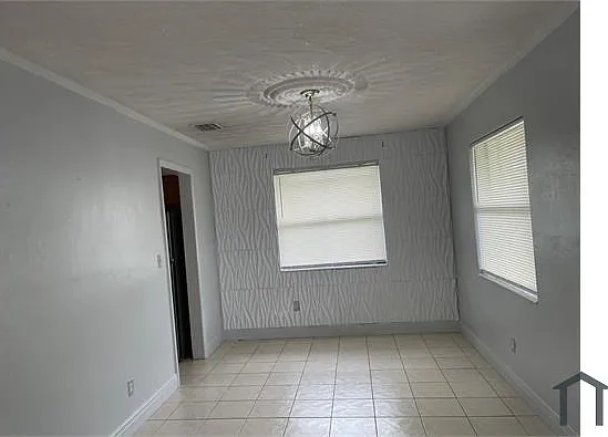 3 bed, $3,100 — Photo 2