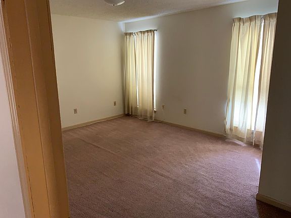 3rd image of 1517 Montagne St APT B