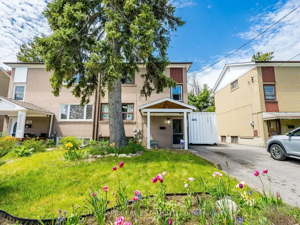 138 Overture Rd, Toronto, ON M1E 2W4