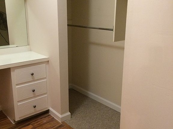 5th image of 7596 Hazelcrest Dr APT G
