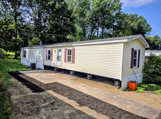 8220 Airport Rd TRAILER 14, Northampton, PA 18067