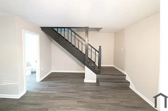 2 bed, 1190 sqft, $2,140 — Photo 1