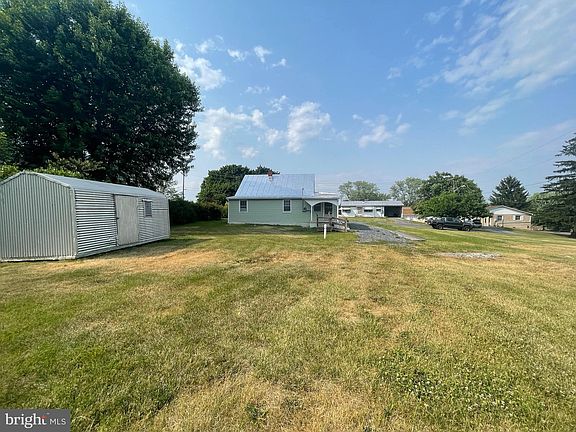 5th image of 1171 Sharon Ln