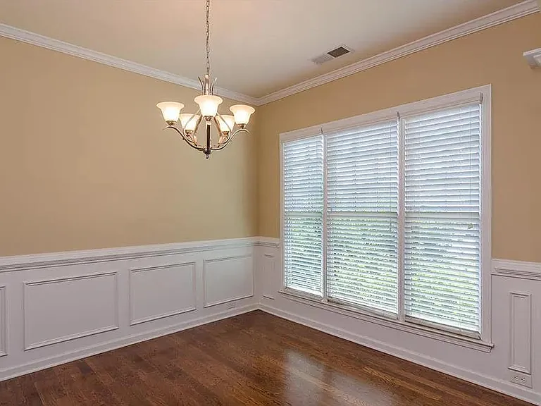 3775 Silver Springs Rd — Photo 11