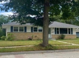 3013 S 19th St, Sheboygan, WI 53081