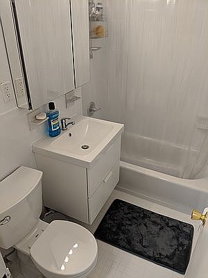 5th image of 400 E 55th St APT 4D
