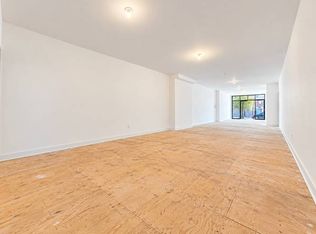 307 Albany Ave #1, Brooklyn, NY 11213