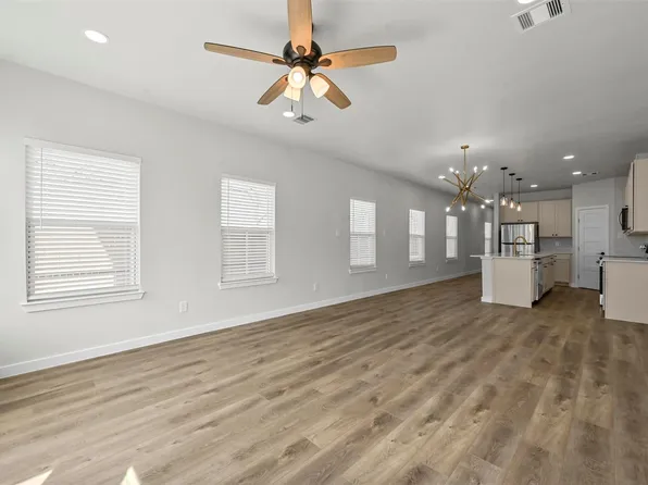 2409 Jeffries St, Dallas, TX 75215