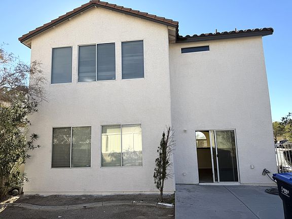 3rd image of 4316 Laguna Garden Ave