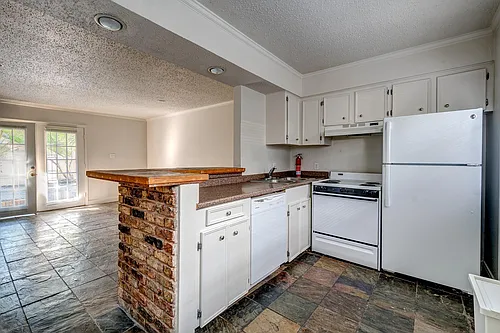 4321 Hazard St #9 Photo 1