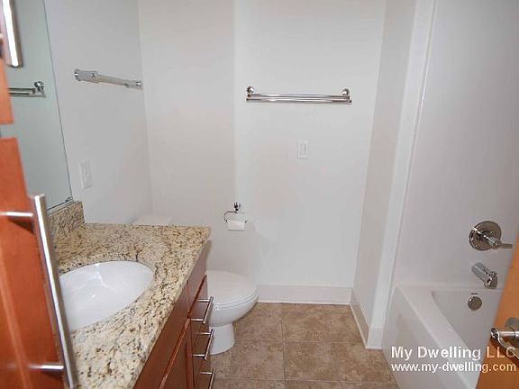 5th image of 1111 N Marshall St Unit 804