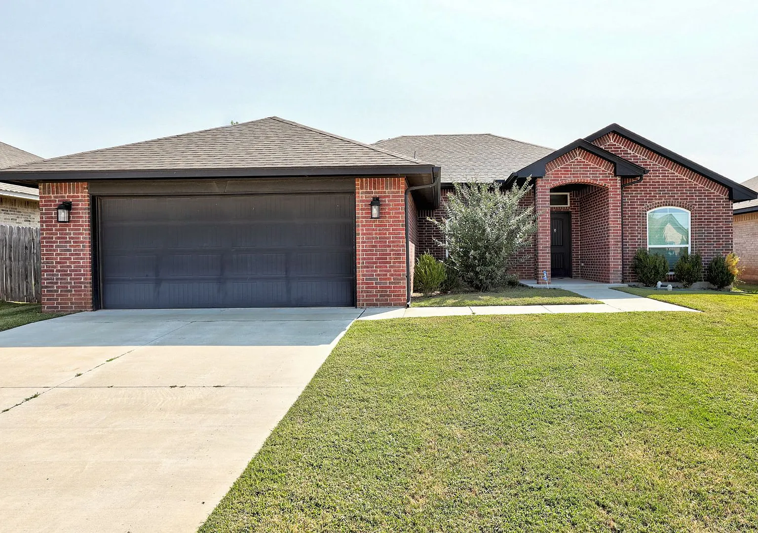 Updated Modern Home in Norman Wedged Between Highway 9 And East 12th St — Photo 2