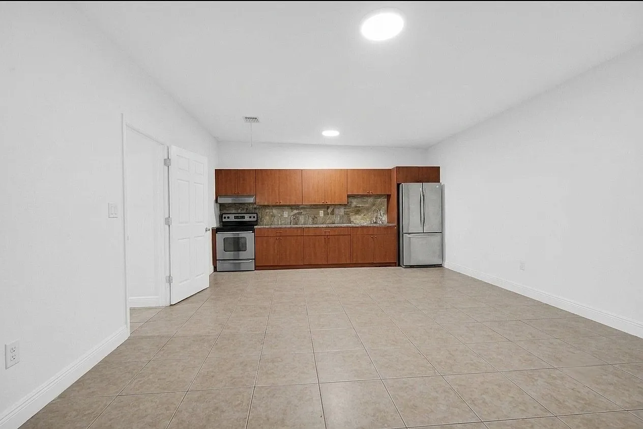 1 bed, 360 sqft, $1,450 — Photo 1
