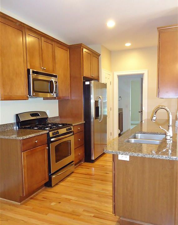 Kitchen (view 1 of 2)