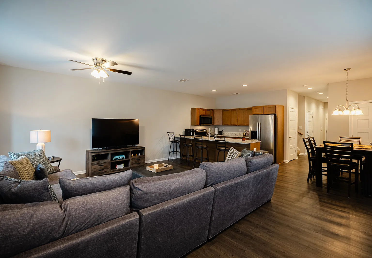 115 Governors Boulevard - 1 — Photo 2