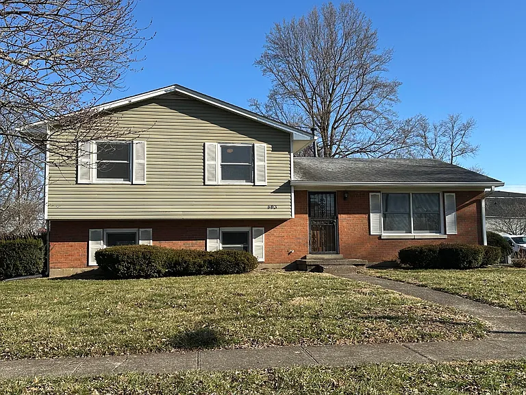 603 Worcester Rd — Photo 1