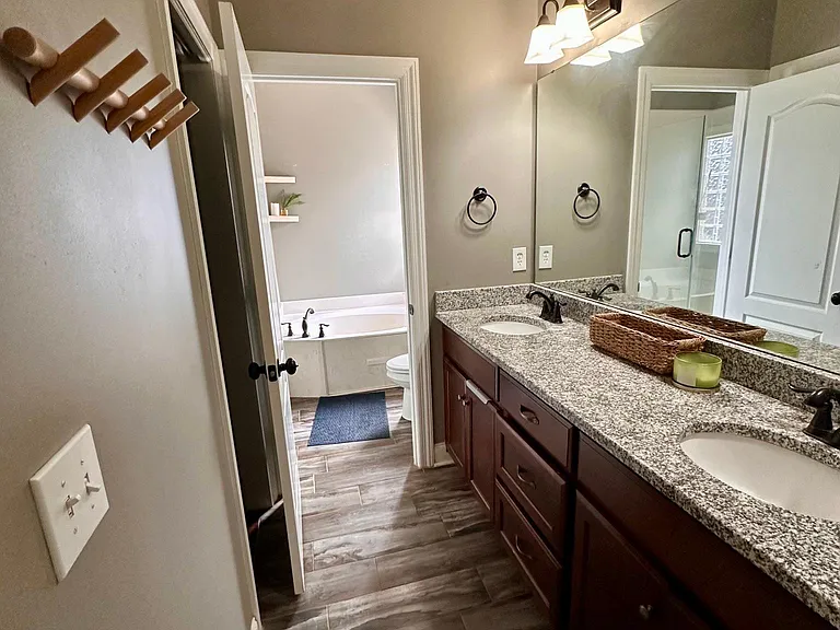 6436 Midtowne Ln NW — Photo 13