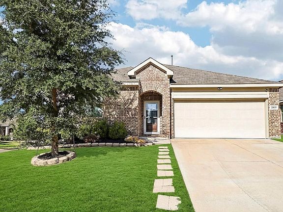 3rd image of 2401 Lemco Dr
