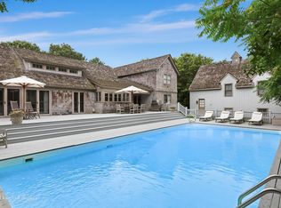 1 Lighthouse Rd, East Hampton, NY 11937