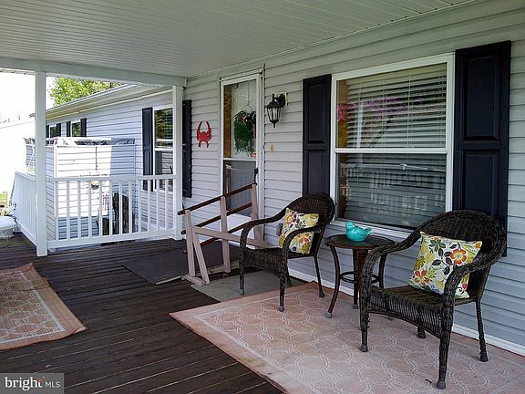 5th image of 14 Coventry Ln #42966