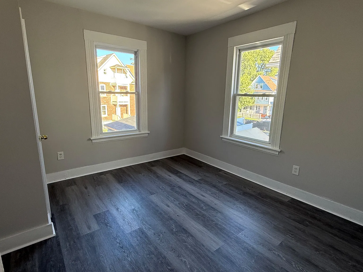 3 bed, $2,400 — Photo 4