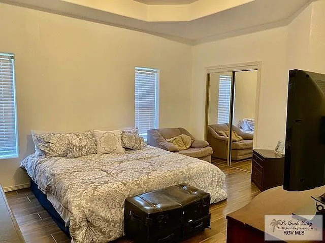 5771 Greenwood Dr #GREAT LOCATION — Photo 9