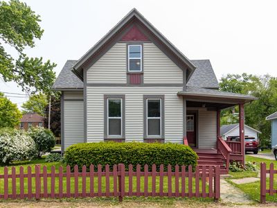 912 N Richmond St, Appleton, WI, 54911