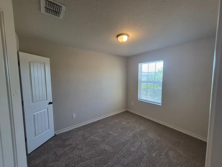 6618 Arancione Ave #101 — Photo 16