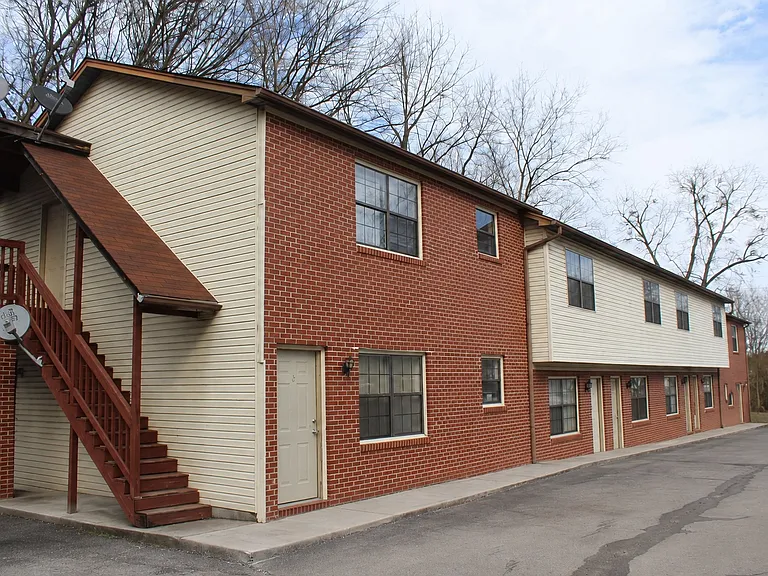 106 Jersey Dr — Photo 22