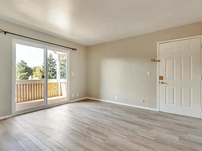 7201 S Station Creek Way — Photo 2