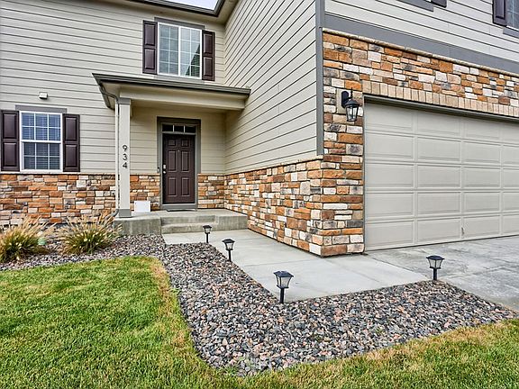 4th image of 934 Camberly Dr