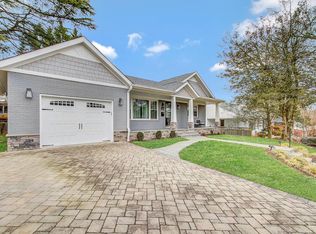 4509 Gretna St, Bethesda, MD 20814